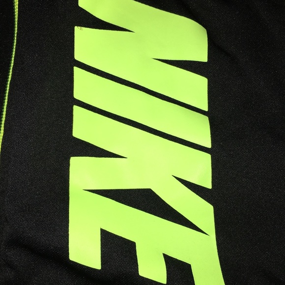 Nike boys jacket - Picture 5 of 6